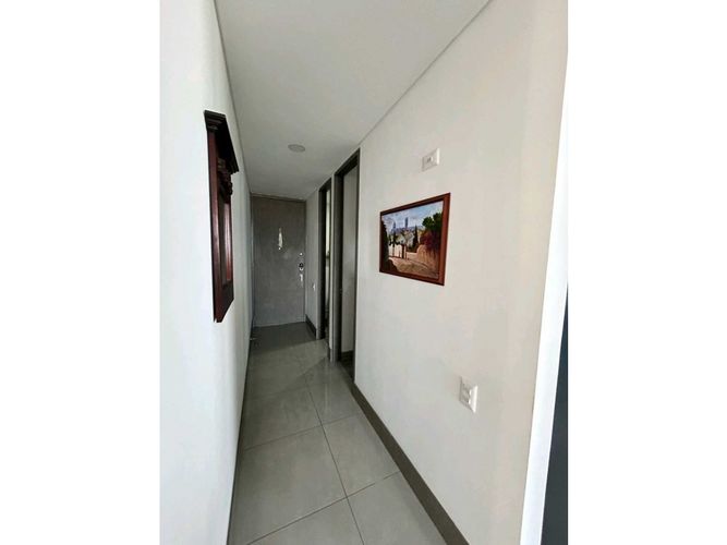 Apartamento de 3 alcobas en venta en Cañaverales, Cali, 166 m² · foto 24 de 24
