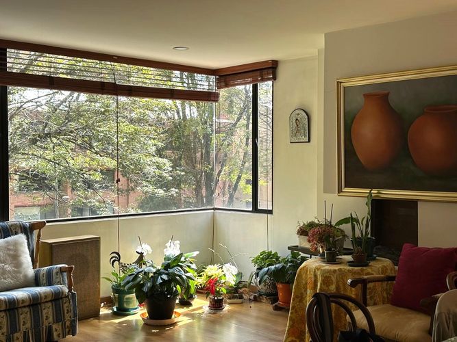Apartamento de 3 alcobas en venta en Chico Norte, Bogotá, 133 m² · foto 2 de 22