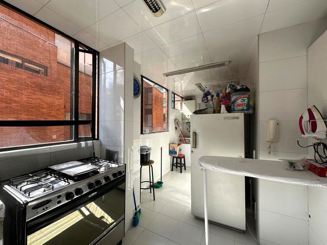 Apartamento de 3 alcobas en venta en Chico Norte, Bogotá, 133 m² · foto 21 de 22