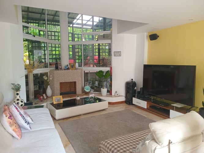 Casa de 4 alcobas en arriendo en El Poblado, Medellín, 300 m² · foto 2 de 18