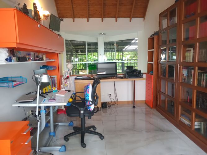 Casa de 4 alcobas en arriendo en El Poblado, Medellín, 300 m² · foto 11 de 18