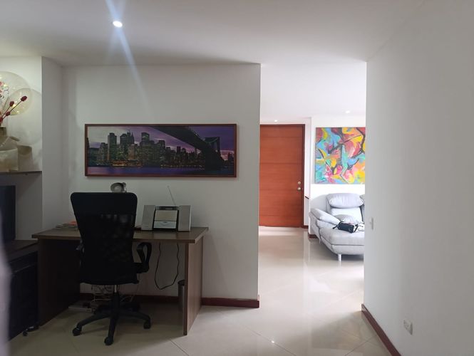 Apartamento de 3 alcobas en arriendo en El Poblado, Medellín, 13 m² · foto 3 de 19