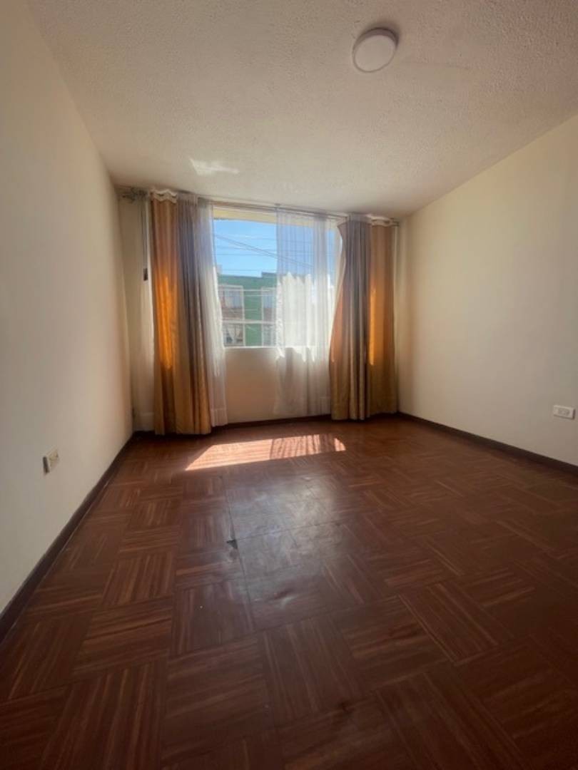 Casa en venta en Engativá, Bogotá · foto 10 de 23