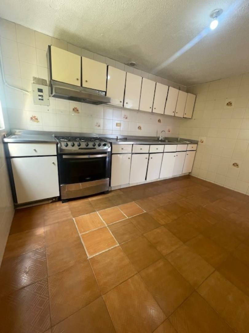 Casa en venta en Engativá, Bogotá · foto 16 de 23