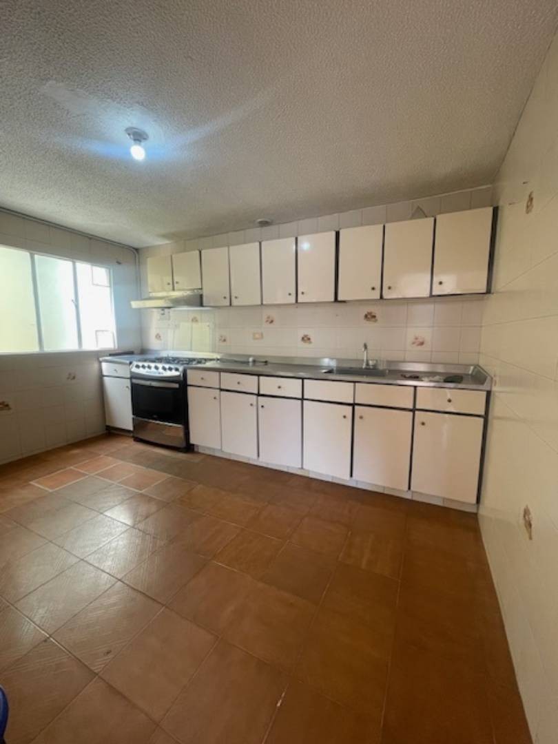 Casa en venta en Engativá, Bogotá · foto 18 de 23