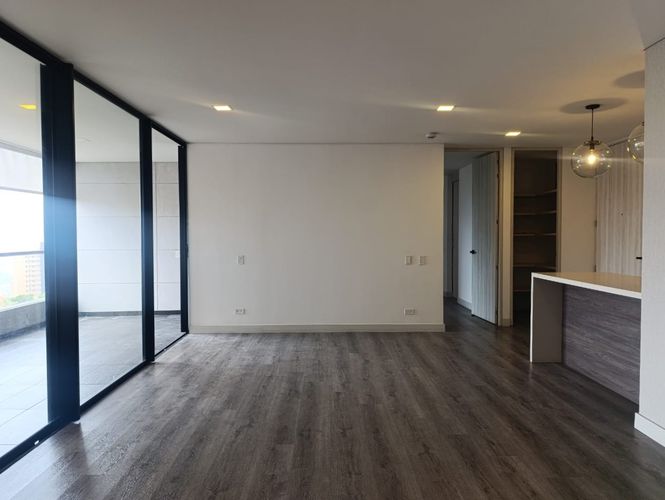 Apartamento de 1 alcoba en arriendo en Los Naranjos, Medellín, 88 m² · foto 17 de 20