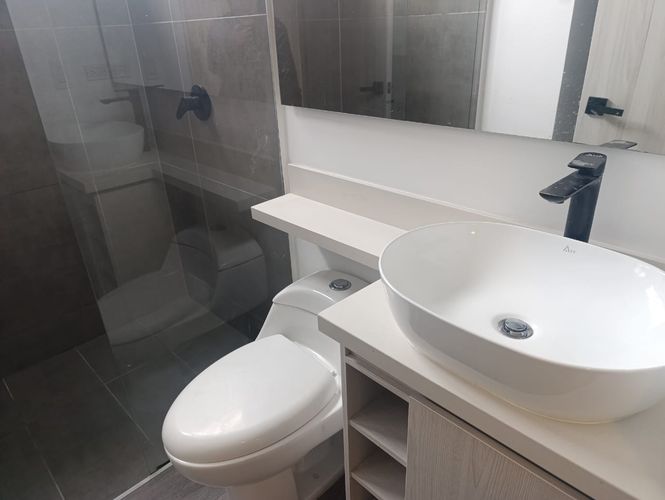 Apartamento de 1 alcoba en arriendo en Los Naranjos, Medellín, 88 m² · foto 20 de 20