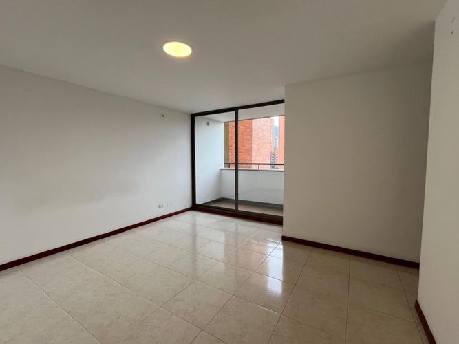 Apartamento de 2 alcobas en arriendo en La Florida, Medellín, 116 m² · foto 11 de 18