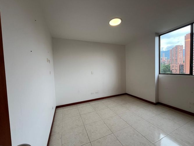 Apartamento de 2 alcobas en arriendo en La Florida, Medellín, 116 m² · foto 14 de 18