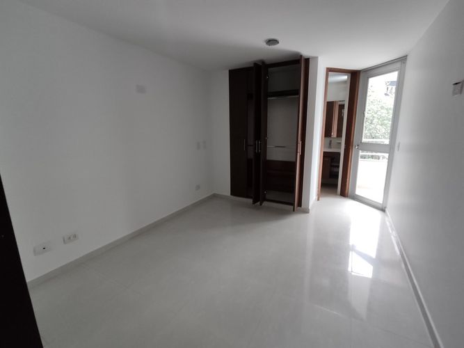 Apartamento de 4 alcobas en venta en Cabecera Del Llano, Bucaramanga, 100 m² · foto 19 de 24