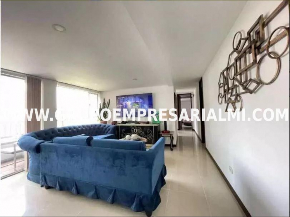 Apartment for sale in El Poblado, Medellín 4