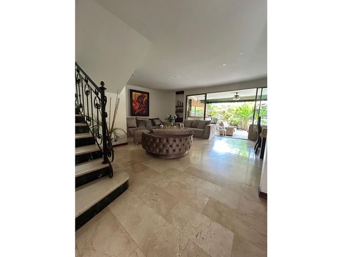 Casa de 4 alcobas en venta en Ciudad Jardin, Cali, 250 m² · foto 6 de 24