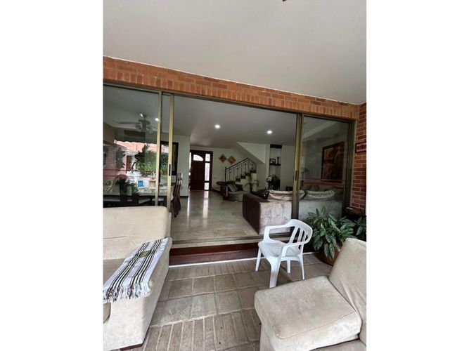 Casa de 4 alcobas en venta en Ciudad Jardin, Cali, 250 m² · foto 12 de 24