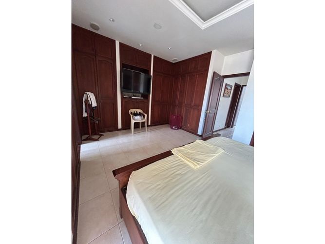 Casa de 4 alcobas en venta en Ciudad Jardin, Cali, 250 m² · foto 14 de 24