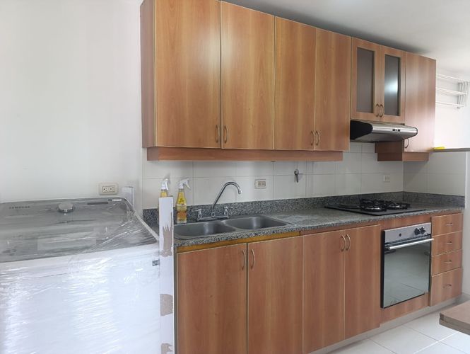 Apartamento en venta en El Poblado, Medellín · foto 7 de 15