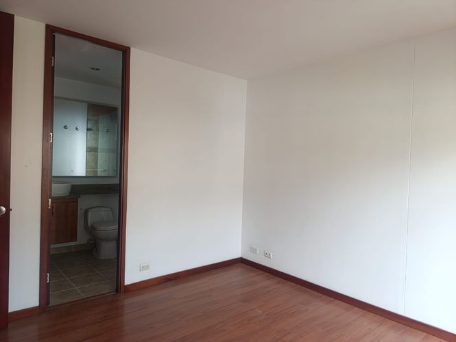 Apartamento en venta en El Poblado, Medellín · foto 9 de 15