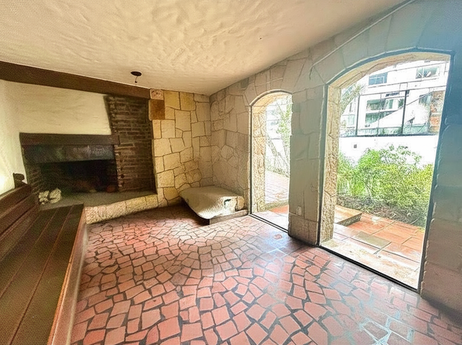 Casa de 4 alcobas en venta en El Refugio, Bogotá, 830 m² · foto 10 de 13