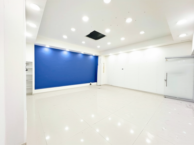 Local en venta en Jardin Botanico, Medellín, 41 m² · foto 8 de 11