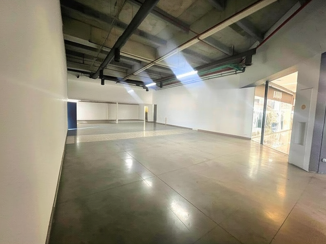 Local en venta en Jesus Nazareno, Medellín, 246 m² · foto 6 de 6