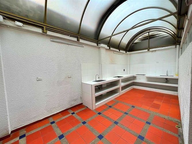 Casa de 5 alcobas en venta en San Luis, Bogotá, 466 m² · foto 8 de 11