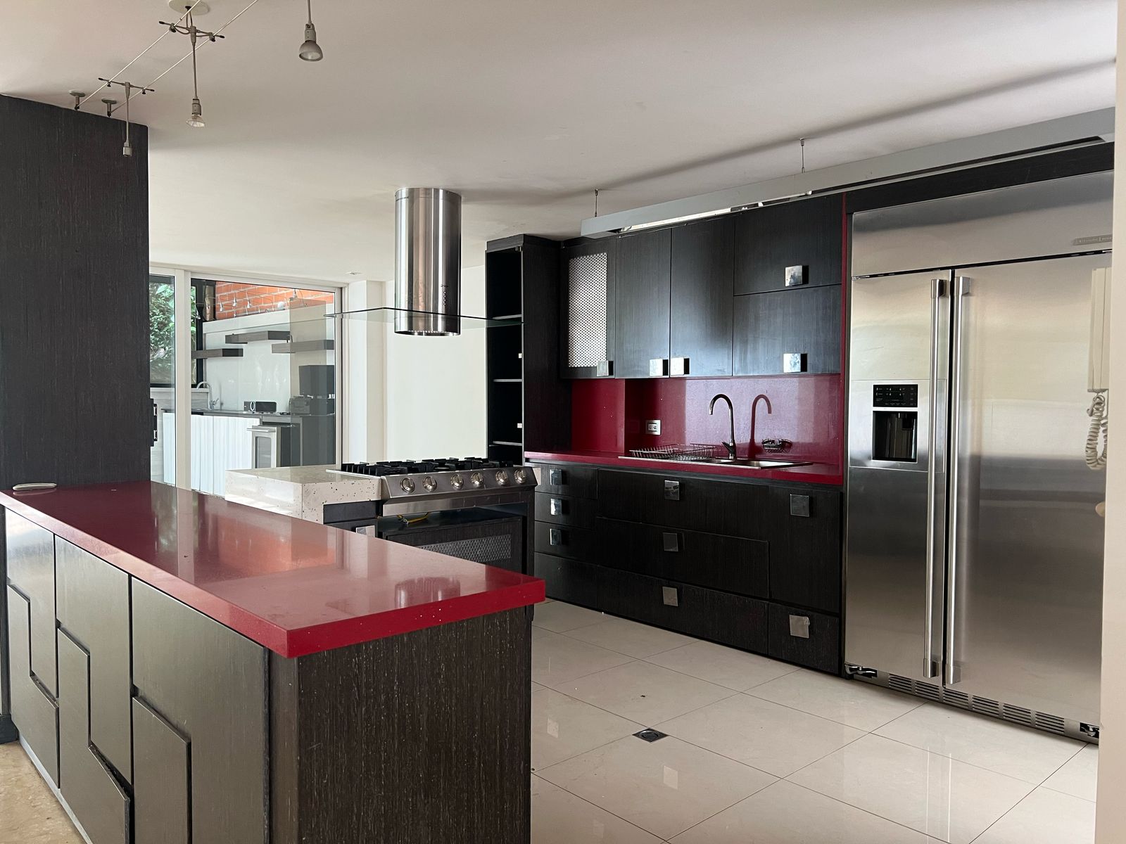 Casa en arriendo en El Poblado, Medellín · foto 7 de 24