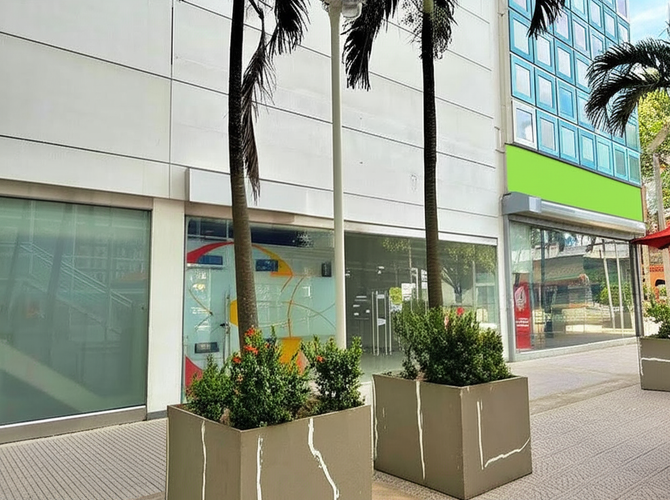 Local en venta en Tequendama, Cali, 208 m² · foto 8 de 10