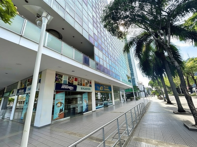 Local en venta en Tequendama, Cali, 208 m² · foto 9 de 10