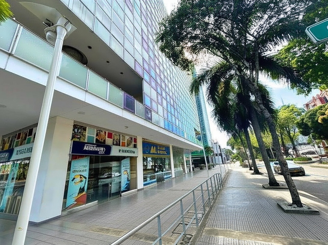 Local en venta en Tequendama, Cali, 208 m² · foto 10 de 10