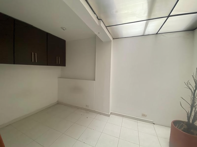 Apartamento de 3 alcobas en venta en Horizontes, Bogotá, 144 m² · foto 2 de 15