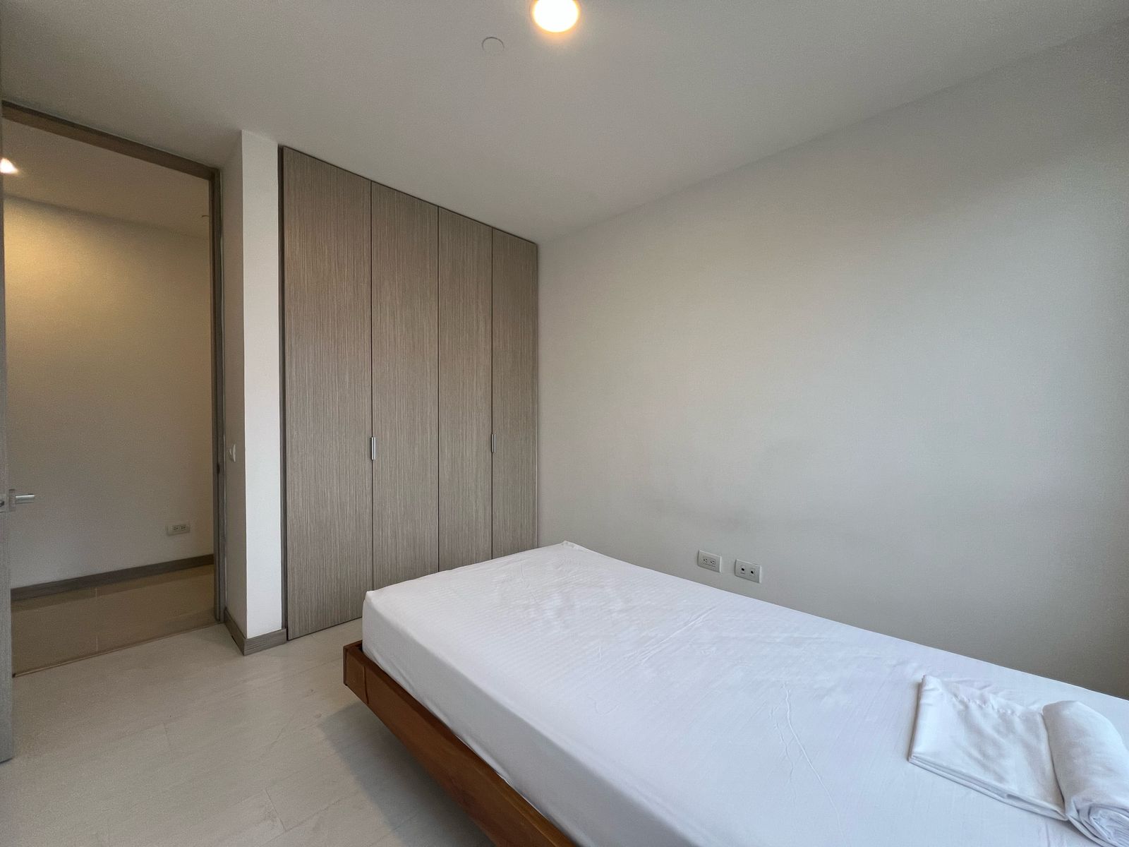 Apartamento en arriendo en Loma Del Esmeraldal, Envigado · foto 8 de 16