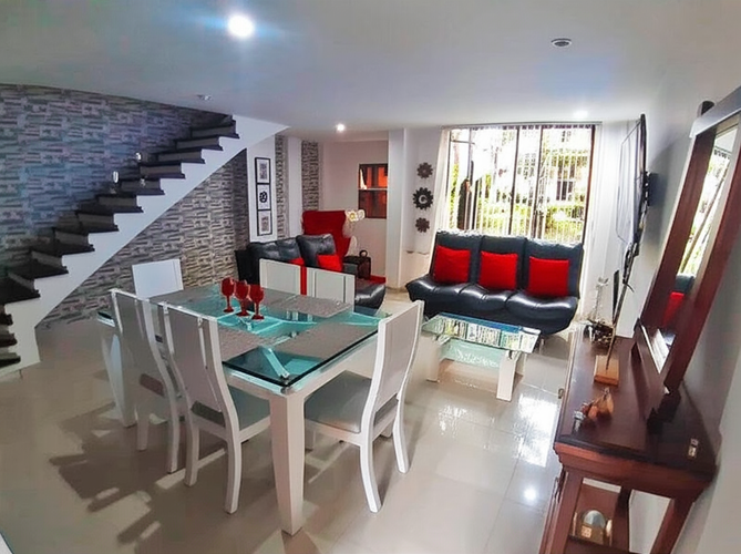 Casa de 3 alcobas en venta en La Samaria, Ibagué, 220 m² · foto 9 de 11