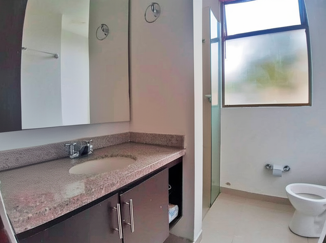 Casa de 3 alcobas en venta en La Samaria, Ibagué, 220 m² · foto 10 de 11