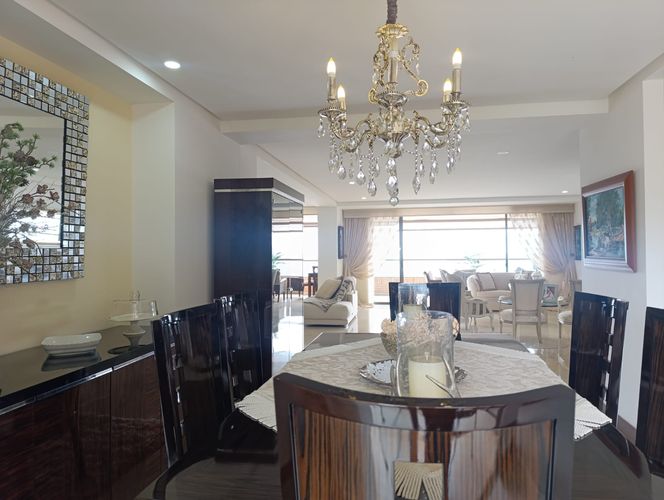 Apartamento de 3 alcobas en venta en El Poblado, Medellín, 276 m² · foto 12 de 20
