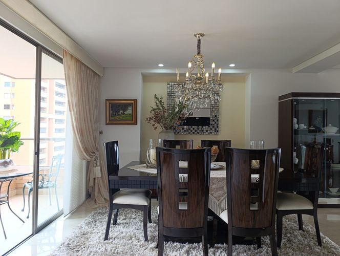 Apartamento de 3 alcobas en venta en El Poblado, Medellín, 276 m² · foto 19 de 20