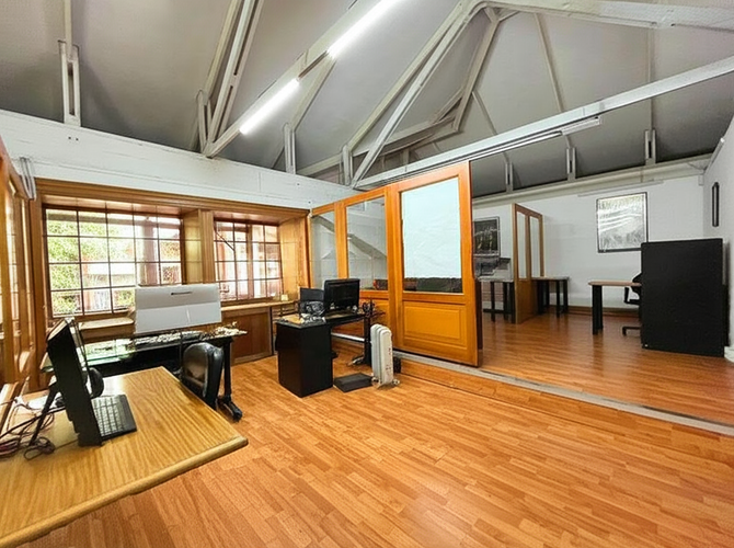 Casa de 5 alcobas en venta en La Candelaria, Bogotá, 1355 m² · foto 5 de 16