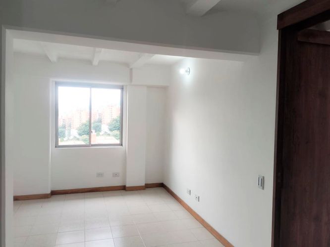 Apartamento de 2 alcobas en arriendo en El Poblado, Medellín, 95 m² · foto 8 de 15