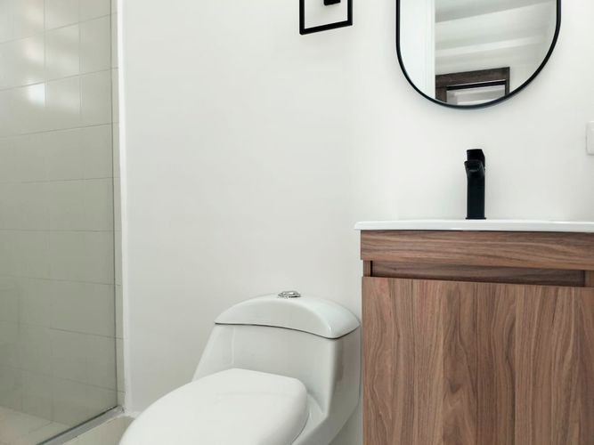 Apartamento de 2 alcobas en arriendo en El Poblado, Medellín, 95 m² · foto 13 de 15