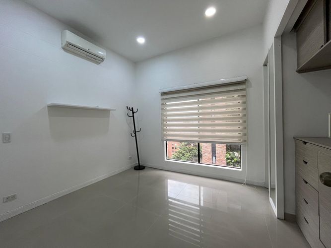 Apartamento de 2 alcobas en arriendo en El Poblado, Medellín, 62 m² · foto 8 de 11