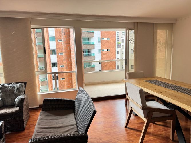 Apartamento de 3 alcobas en venta en El Poblado, Medellín, 142 m² · foto 4 de 18