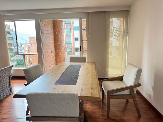 Apartamento de 3 alcobas en venta en El Poblado, Medellín, 142 m² · foto 12 de 18