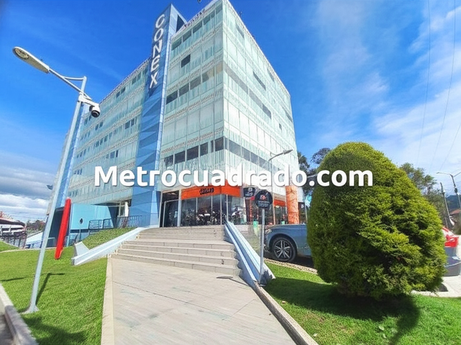 Local en venta en Santa Lucia, Chía, 92 m² · foto 2 de 6