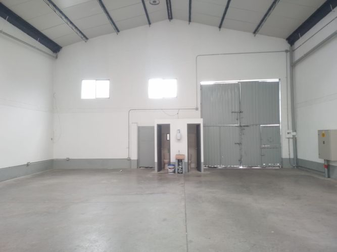 Bodega en arriendo en Cristo Rey, Medellín, 355 m² · foto 4 de 13