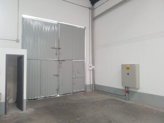 Bodega en arriendo en Cristo Rey, Medellín, 355 m² · foto 8 de 13