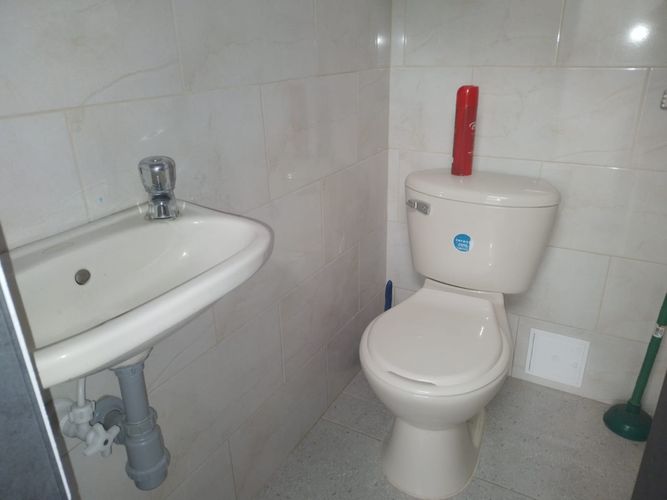 Bodega en arriendo en Cristo Rey, Medellín, 355 m² · foto 13 de 13