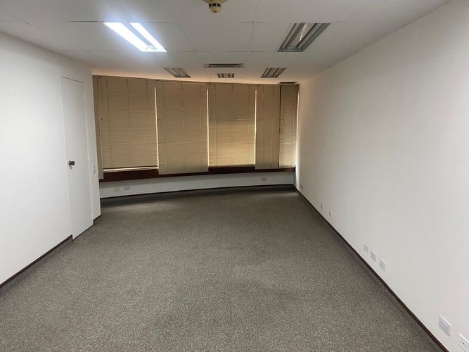 Oficina en arriendo en El Poblado, Medellín, 39 m² · foto 4 de 15