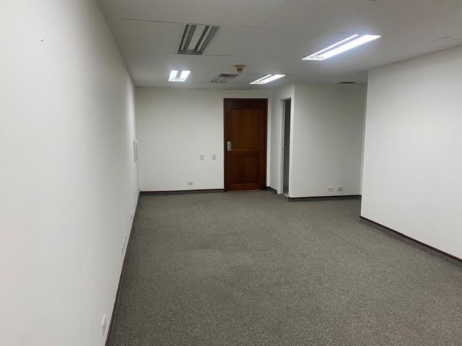 Oficina en arriendo en El Poblado, Medellín, 39 m² · foto 9 de 15