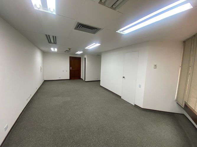 Oficina en arriendo en El Poblado, Medellín, 39 m² · foto 12 de 15