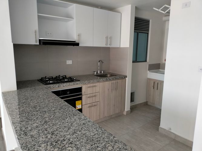 Apartamento de 2 alcobas en venta en Cerezos, Mosquera, 61 m² · foto 8 de 24