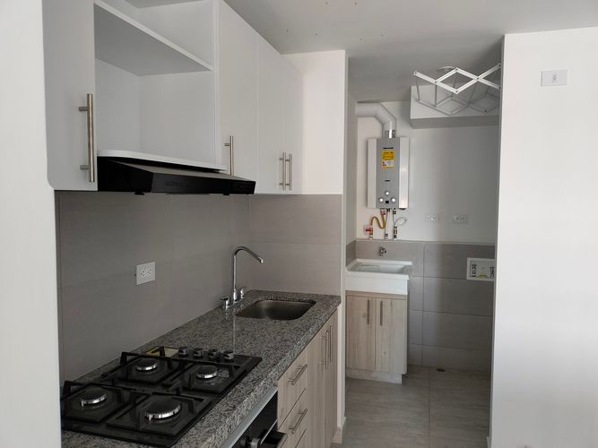 Apartamento de 2 alcobas en venta en Cerezos, Mosquera, 61 m² · foto 9 de 24