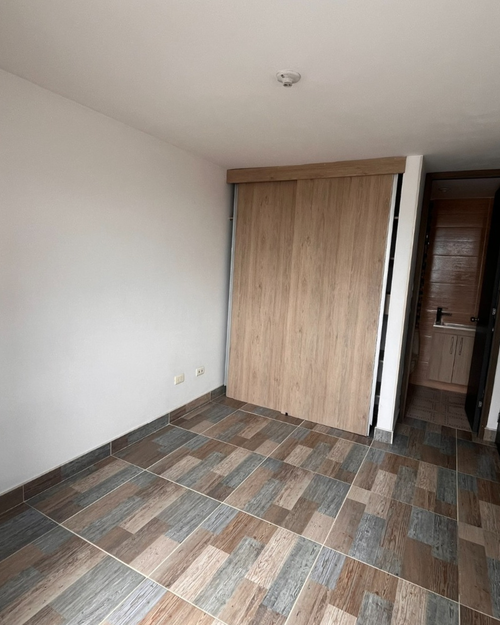 Apartamento de 2 alcobas en venta en Niquia, Bello, 56 m² · foto 3 de 13